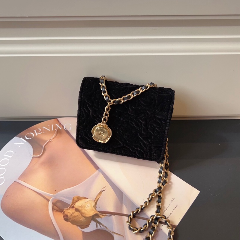 ✨Chanel 黑金絲絨 立體浮雕山茶花mini woc 99新🆕-3