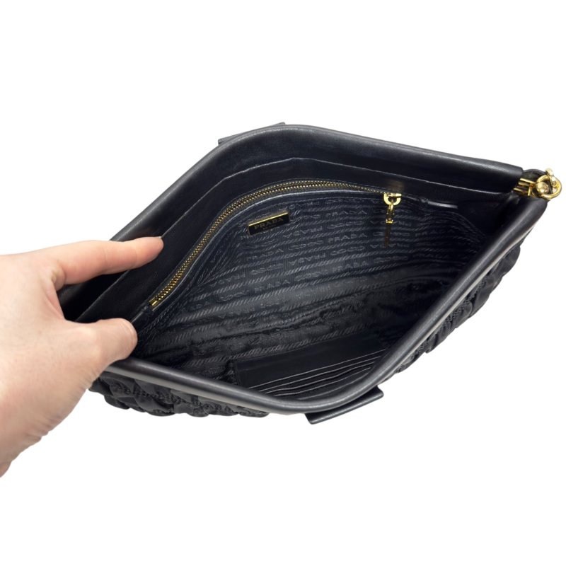 PRADA *自加鏈＞送無品牌鏈帶* 三角標 肩背包-14