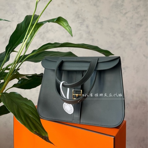 《我有個朋友在代購》愛馬仕Halzan mini 紅樹林綠金釦