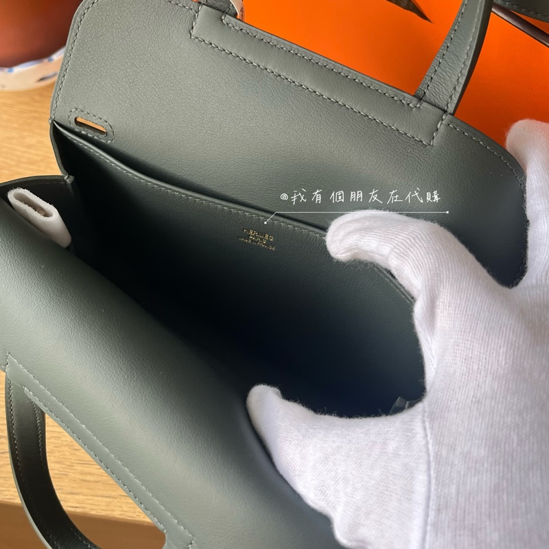 《我有個朋友在代購》愛馬仕Halzan mini 紅樹林綠金釦-4