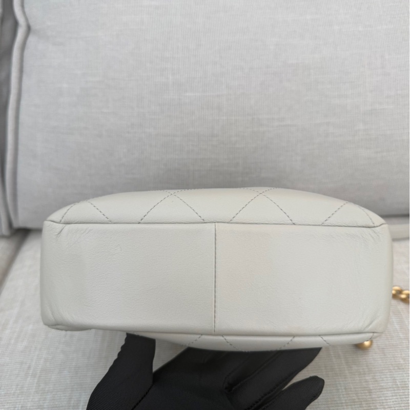 CHANEL 香奈兒 金色CC Logo 福袋 雙金珠抽繩水桶包 鼠尾草灰-13