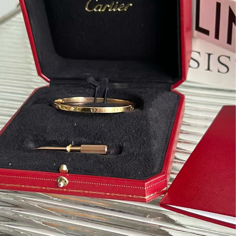🔥新到:卡地亞/Cartier ⭕ ️ love 系列6鑽窄版18k 玫瑰金手鐲22年全套,尺碼:17號-1