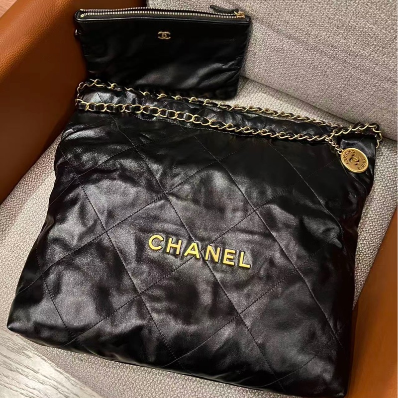 🔥新到：25年芯片 Chanel/香奈兒22bag 25p 黑金垃圾袋中號經典菱格紋，子母袋金色鏈條肩帶，尺寸：36 × 42 × 8cm-1