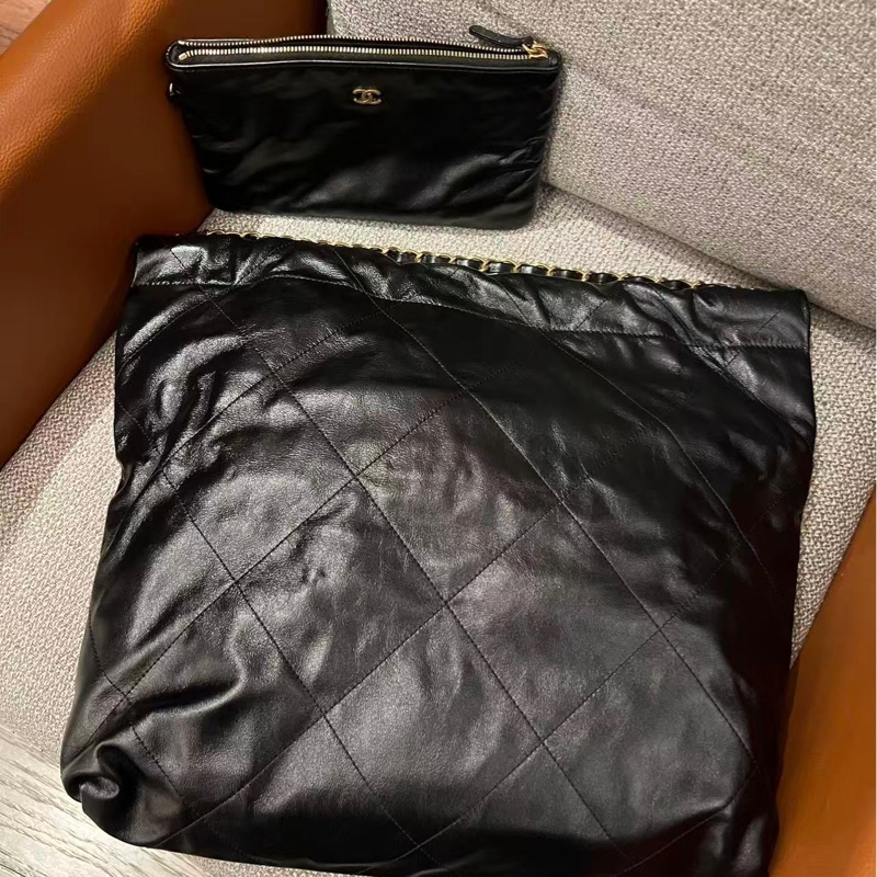 🔥新到：25年芯片 Chanel/香奈兒22bag 25p 黑金垃圾袋中號經典菱格紋，子母袋金色鏈條肩帶，尺寸：36 × 42 × 8cm-2