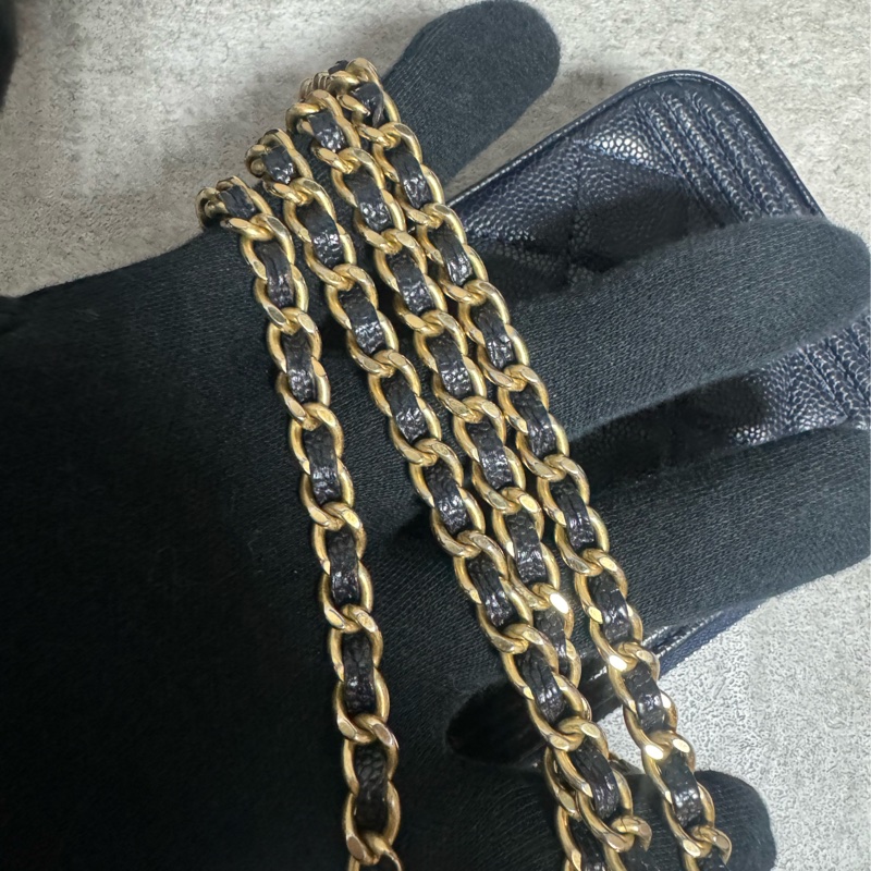 正品 Chanel boy荔枝牛皮海軍藍手機包/woc-11