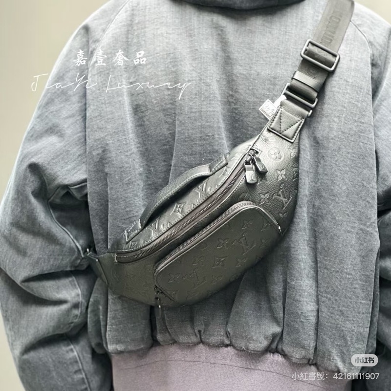 LV M47058 Rush 全牛皮壓紋腰包-5