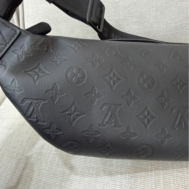 LV M47058 Rush 全牛皮壓紋腰包-13