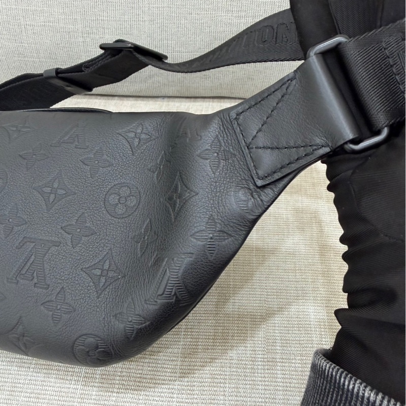 LV M47058 Rush 全牛皮壓紋腰包-14