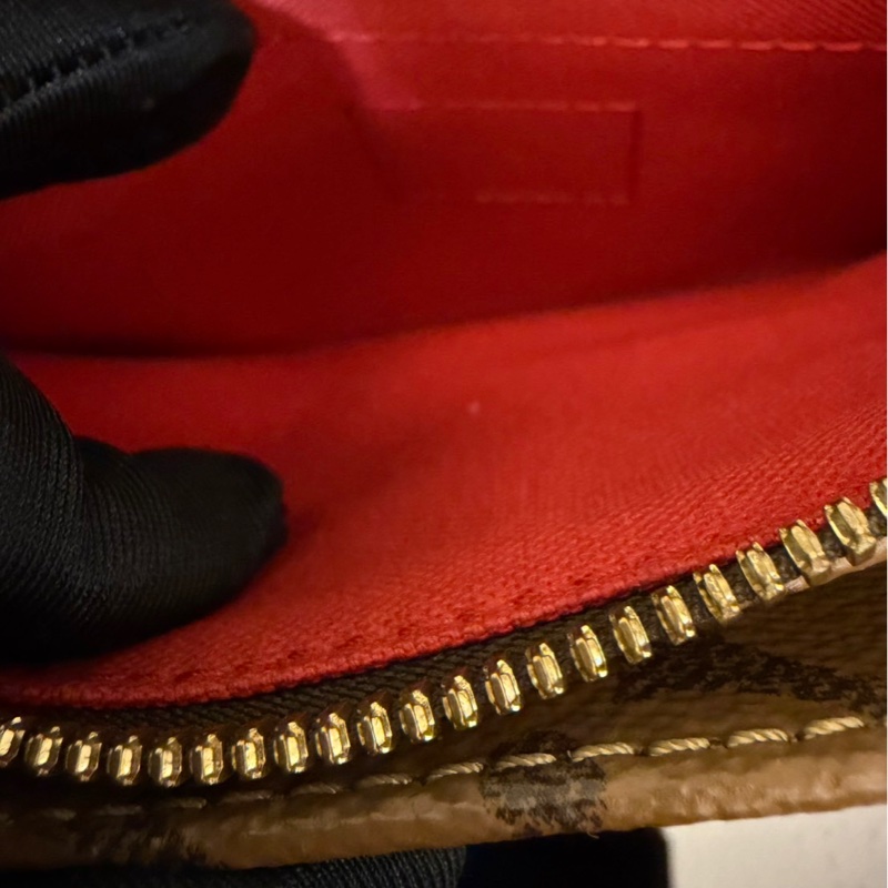 LV M46653 OnTheGo East West系列Reverse皮革飾邊帆布手提包 斜背包-23