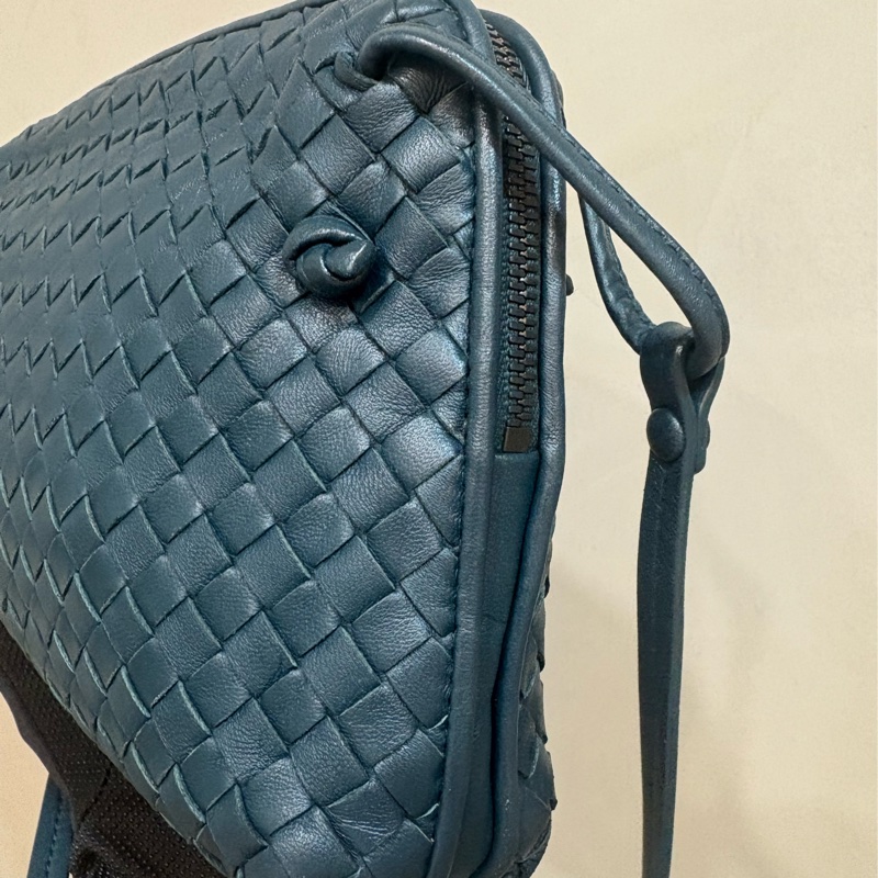 BOTTEGA VENETA霧霾藍色编織小枕頭斜背包-3