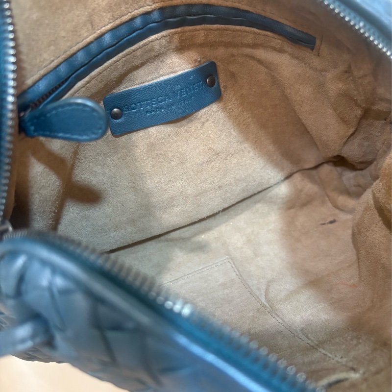 BOTTEGA VENETA霧霾藍色编織小枕頭斜背包-9