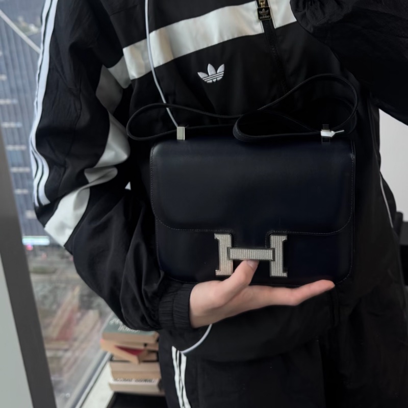 Hermes • Constance 24 深海藍 Box皮 菠蘿釦-1
