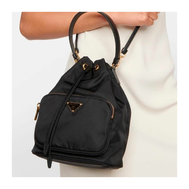 PRADA Re-Nylon 水桶包/肩背包 黑色 1BH038 RV44 0002-2