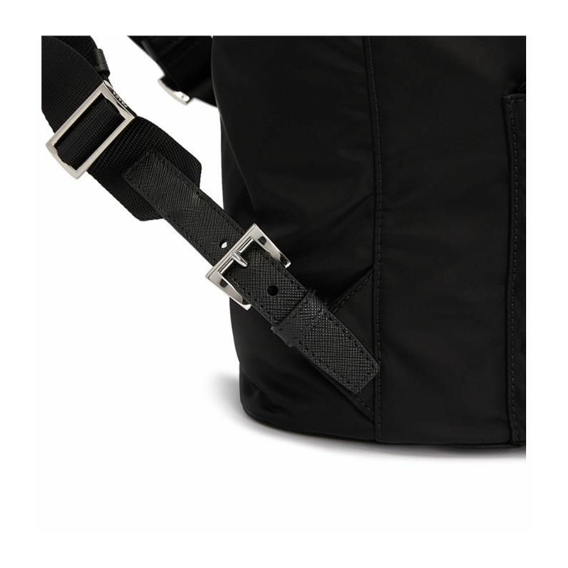 PRADA Lina尼龍小號黑色三角Logo背包 1BZ677 RV44-4