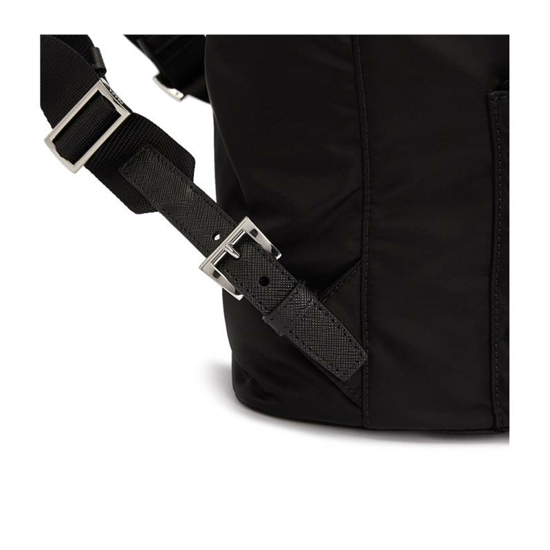 PRADA Lina尼龍小號黑色三角Logo背包 1BZ677 RV44-11