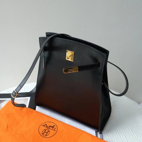 Hermes • Kelly Sport Gm 黑金 Box皮