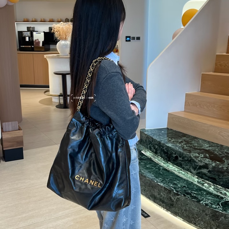 Chanel 22 Bag 黑金中號-2