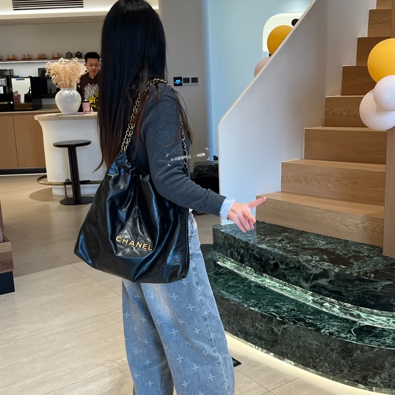 Chanel 22 Bag 黑金中號-4