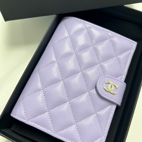 Chanel 26C 薰衣草 紫色淡金扣 護照夾 Passport Holder
