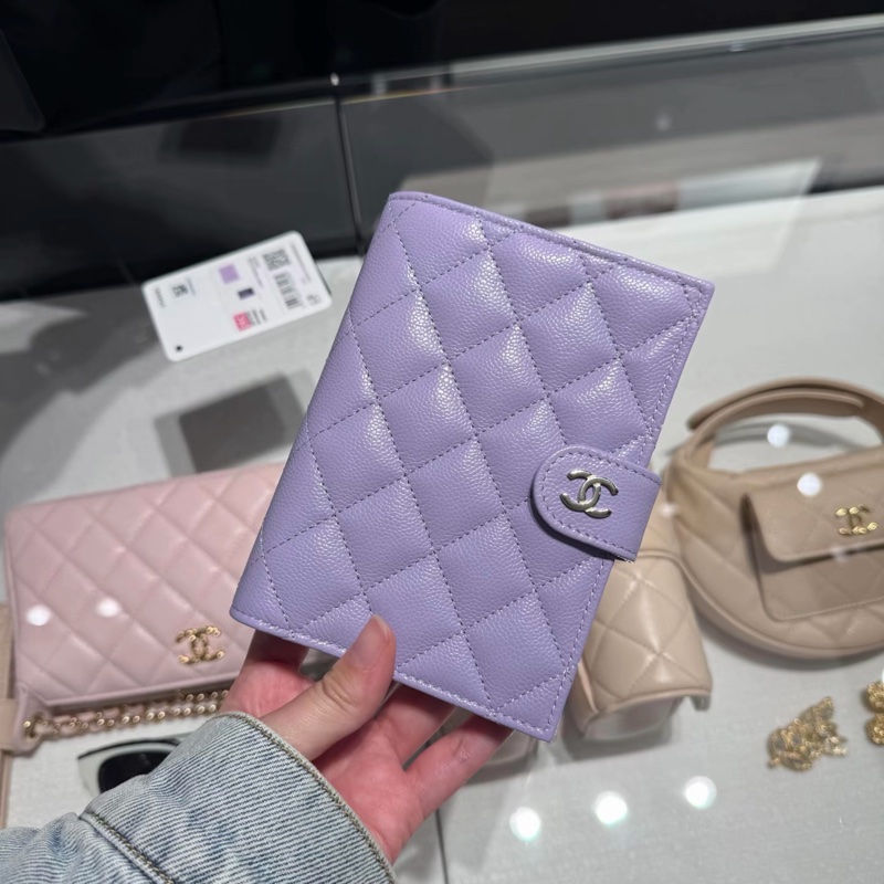 Chanel 26C 薰衣草 紫色淡金扣 護照夾 Passport Holder-3