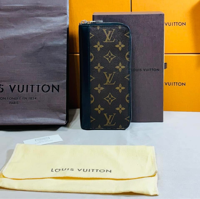 ‼️全台最甜 LV 路易威登 老花 拼皮革拉鏈11卡長夾-1