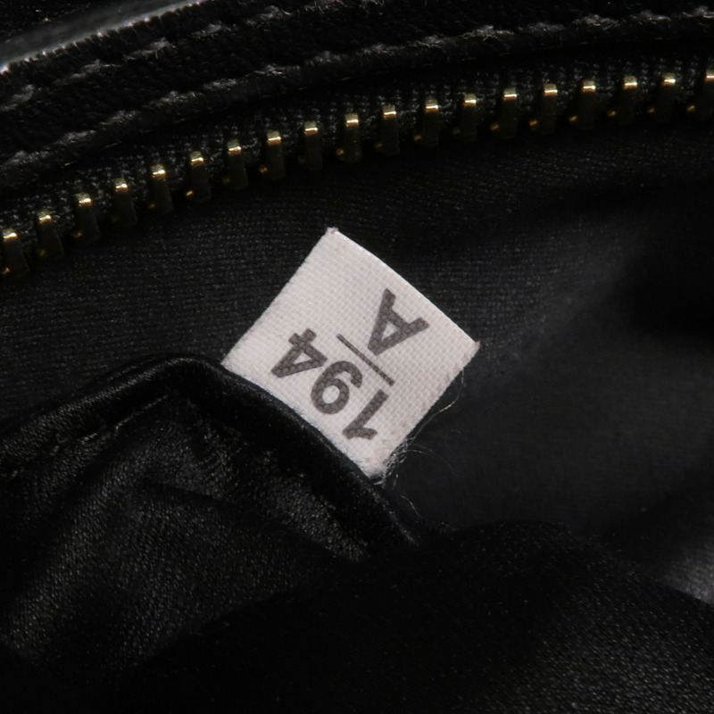 Miu Miu 羊皮皮革2 Way Shoulder金扣手挽肩背兩用袋-6