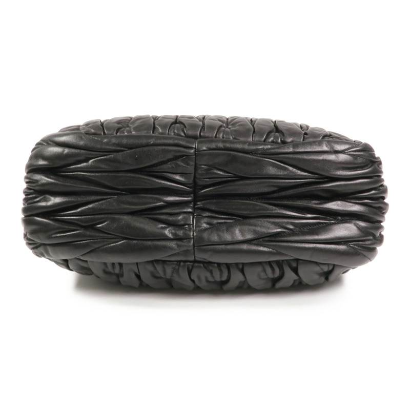 Miu Miu 羊皮皮革Chain Shoulder銀扣鏈帶肩背袋-3