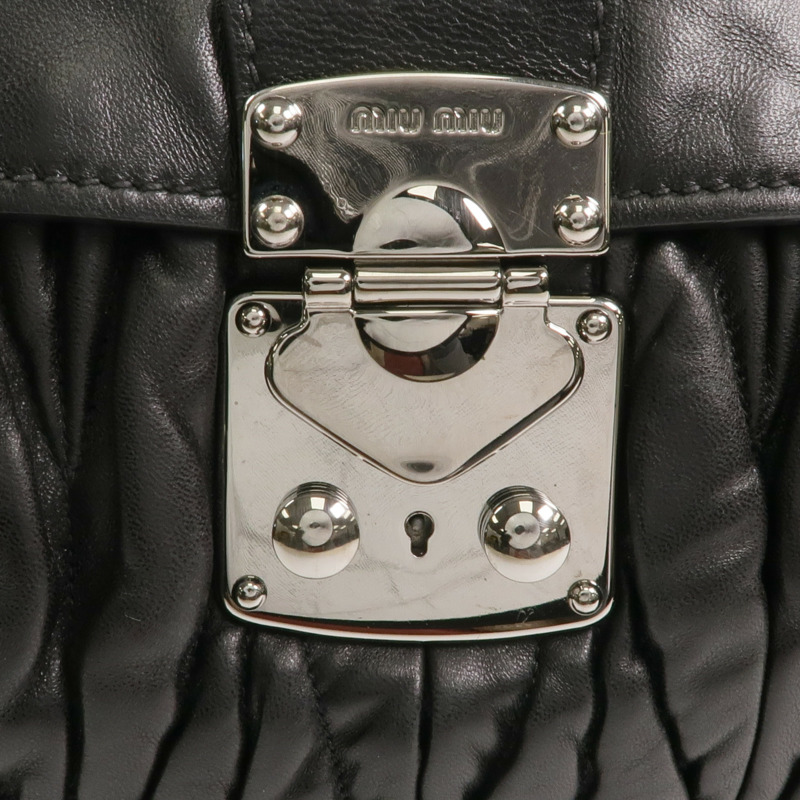 Miu Miu 羊皮皮革Chain Shoulder銀扣鏈帶肩背袋-8