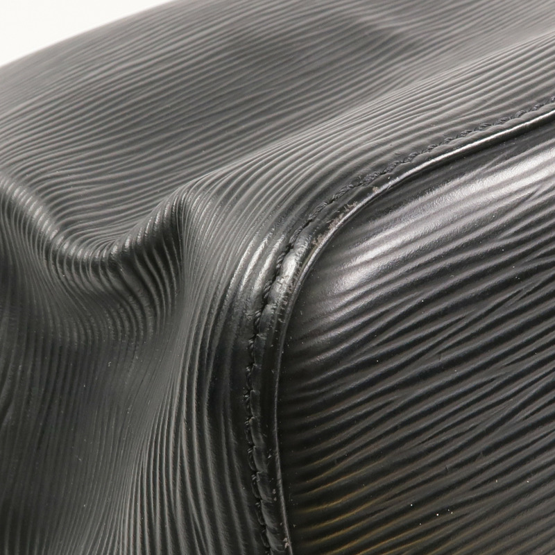 LOUIS VUITTON Epi Petit Noe金扣肩背袋-9