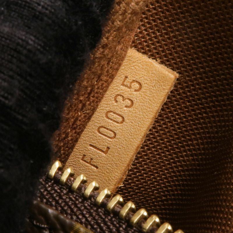 LOUIS VUITTON Monogram Mini Pochette Accessoires金扣手挽袋-6