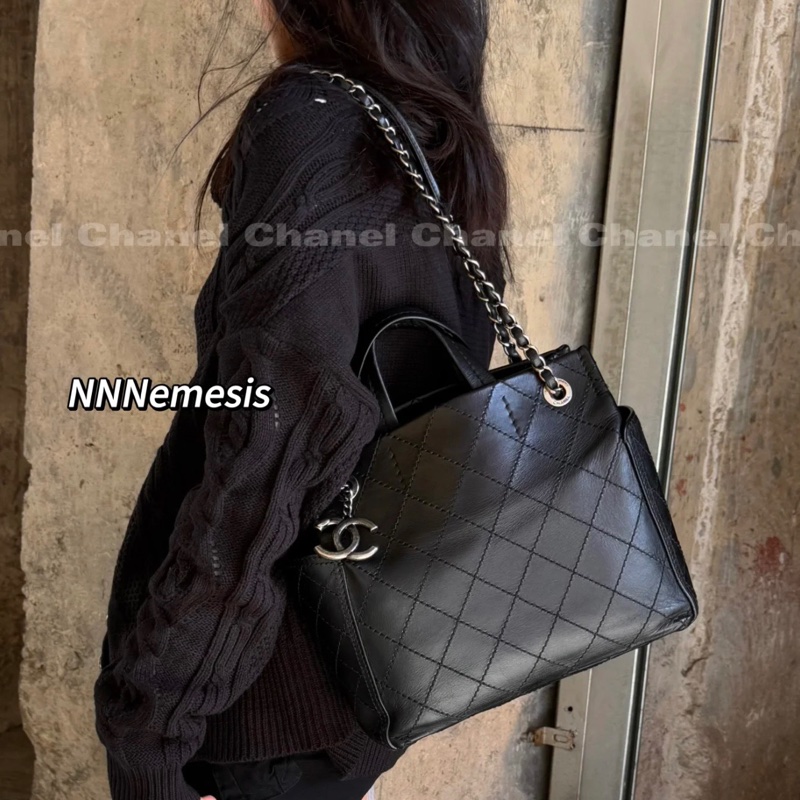 ✨Chanel 黑銀牛皮3way 托特包 小號 超級酷🖤-0