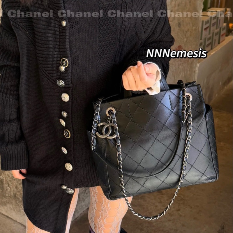 ✨Chanel 黑銀牛皮3way 托特包 小號 超級酷🖤-1