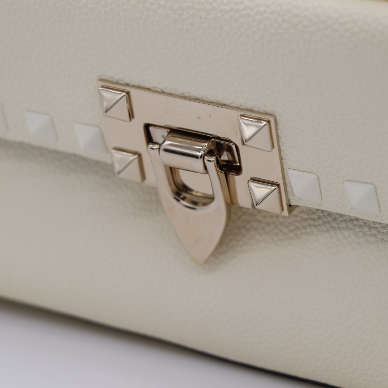 Valentino 奶油白色牛皮 白色鉚釘 相機包 斜背包-5