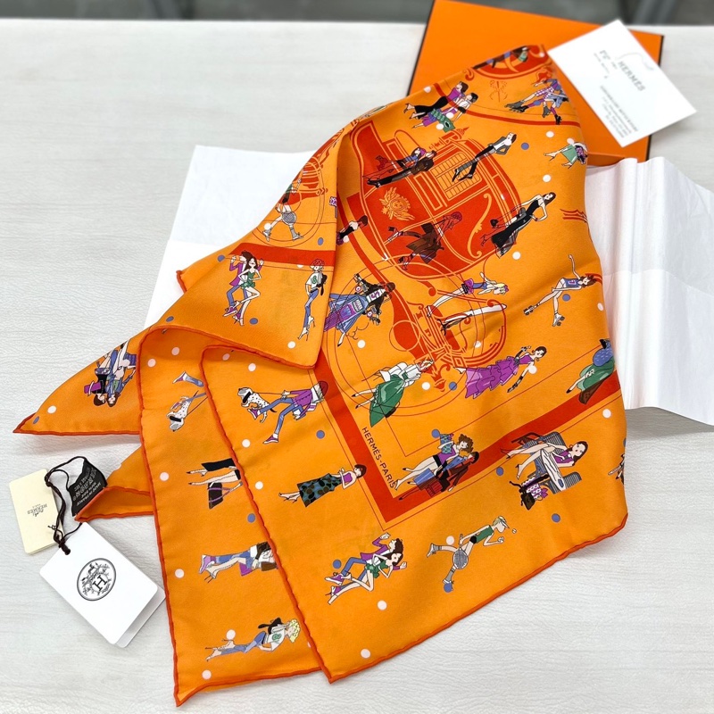 【全新品】愛馬仕Hermes 巴黎戀人 全新未使用 70*70絲巾-2