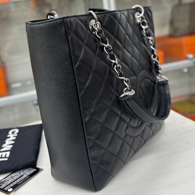 【近新閒置品】香奈兒Chanel 黑銀大號竪版購物袋單肩鏈條包經典菱格-3