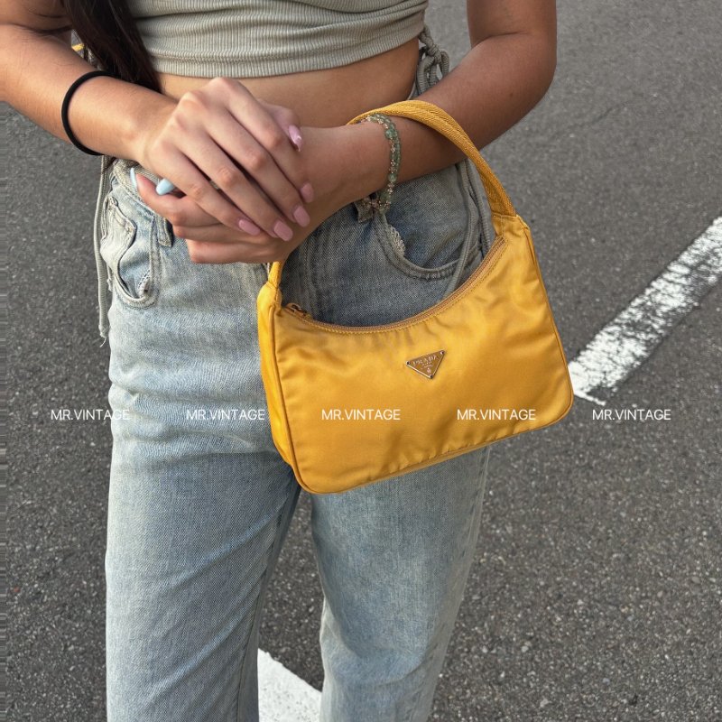 🏷Prada hobo-1