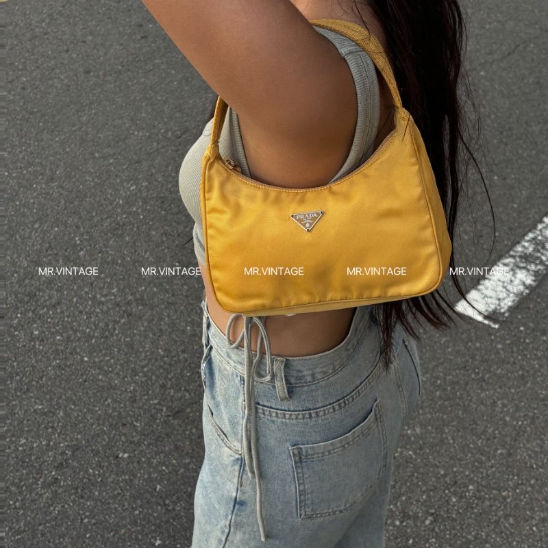 🏷Prada hobo-2