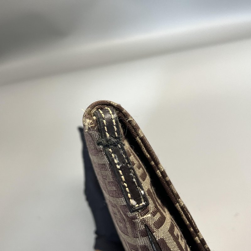 🏷Fendi小方包-7