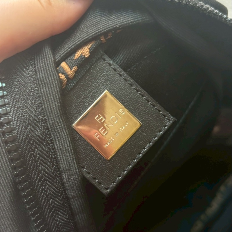 🏷Fendi mini 後背包-27