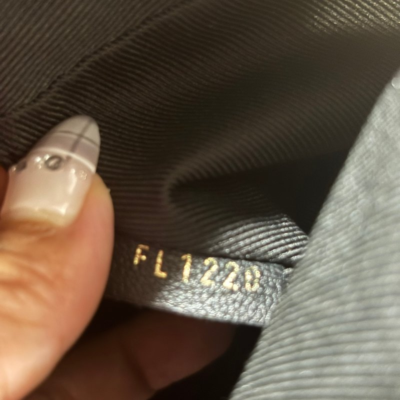 正品 LV M44873 新款小紅書包/後背包/斜背包(贈正品LV絲巾)-12