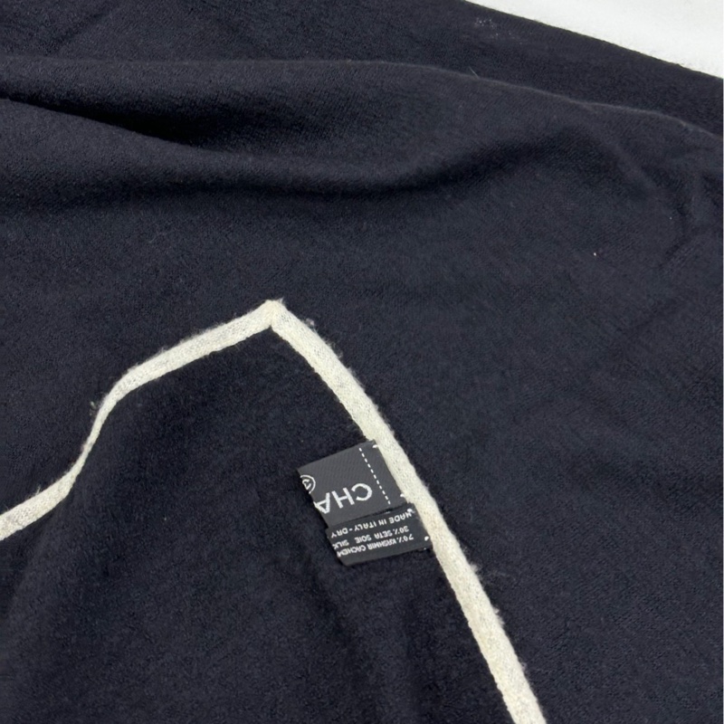 Chanel羊絨圍巾披肩黑白經典款 jennie同款羊絨加絲圍巾，可當披肩用，羊絨加絲，超級親膚95x195cm-4