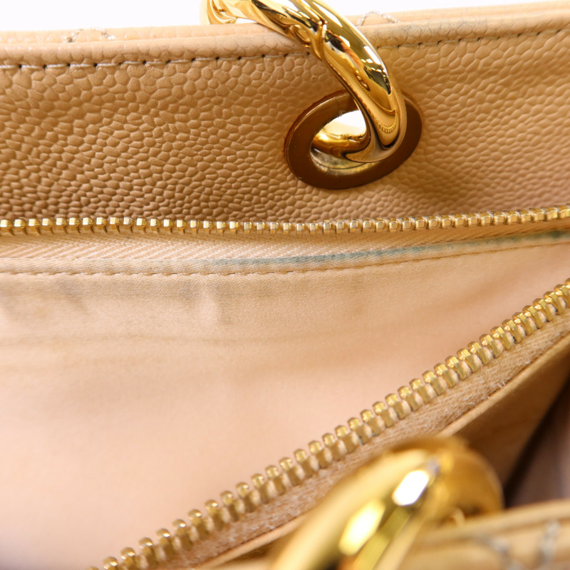 CHANEL 牛皮皮革GST金扣鏈帶肩背袋-22