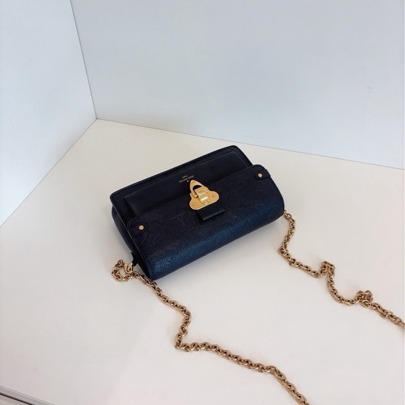 ✨Lv vavin woc 黑色壓紋鏈條包 98新🆕 晶片款 簡約高級🖤-6