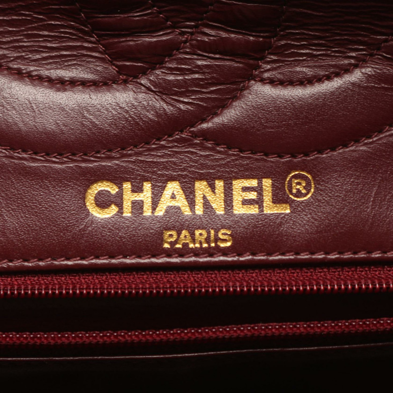 香奈兒 (CHANEL) Matelasse Paris 限量版 W 翻蓋肩背包，羊皮材質，黑色，二手，金色五金-3
