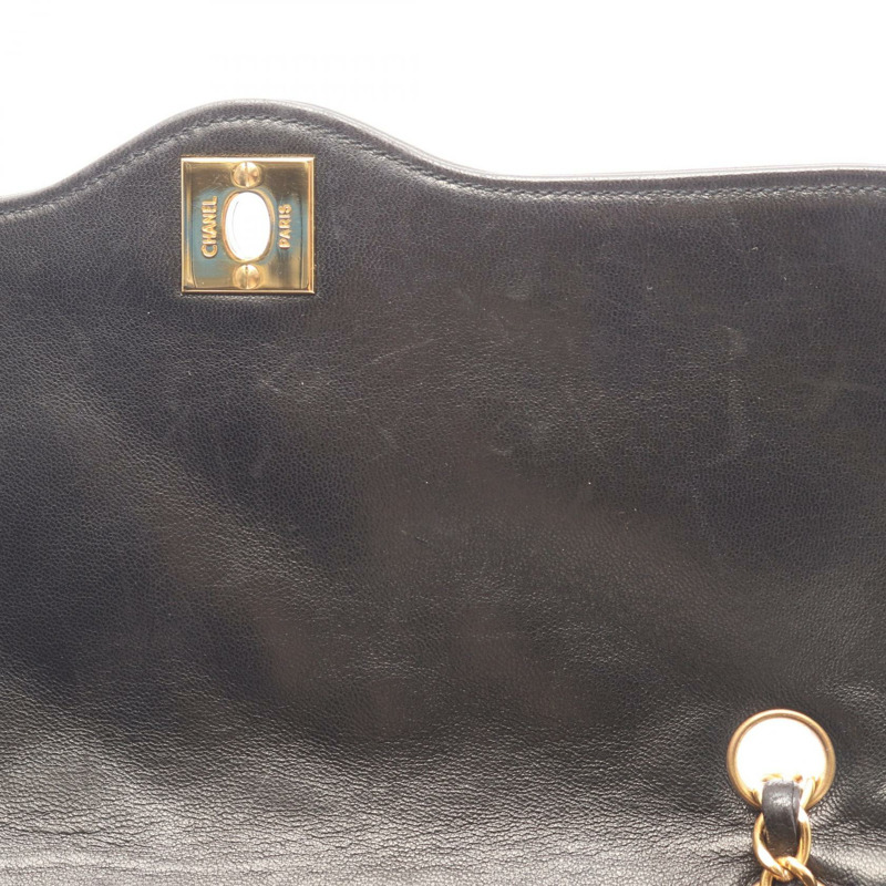 香奈兒 (CHANEL) Matelasse Paris 限量版 W 翻蓋肩背包，羊皮材質，黑色，二手，金色五金-7