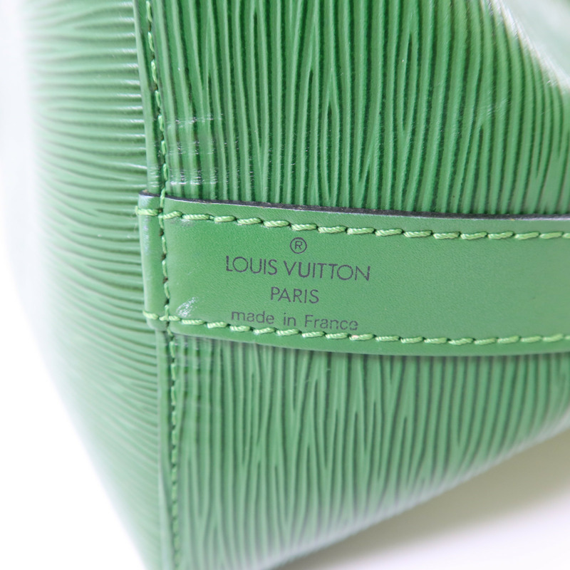 LOUIS VUITTON Epi Petit Noe Bucket金扣肩背袋-6