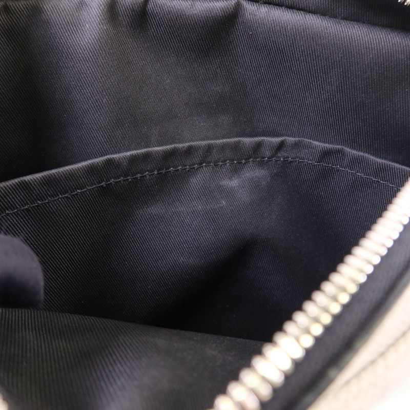 LOUIS VUITTON Taigarama Outdoor PM銀扣肩背袋-18