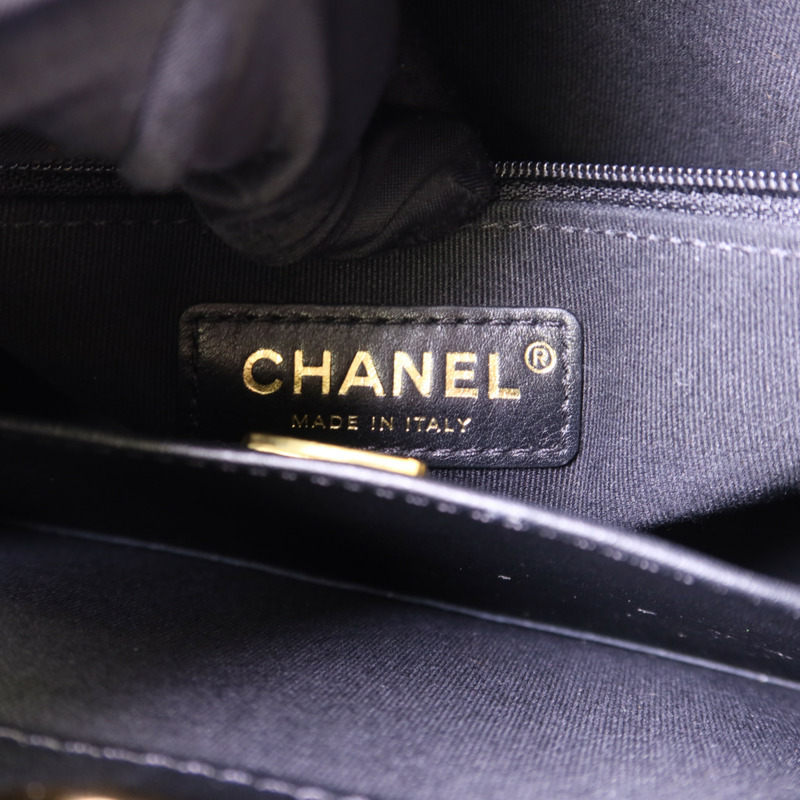 CHANEL 牛皮皮革24S Hobo金扣鏈帶肩背袋-6