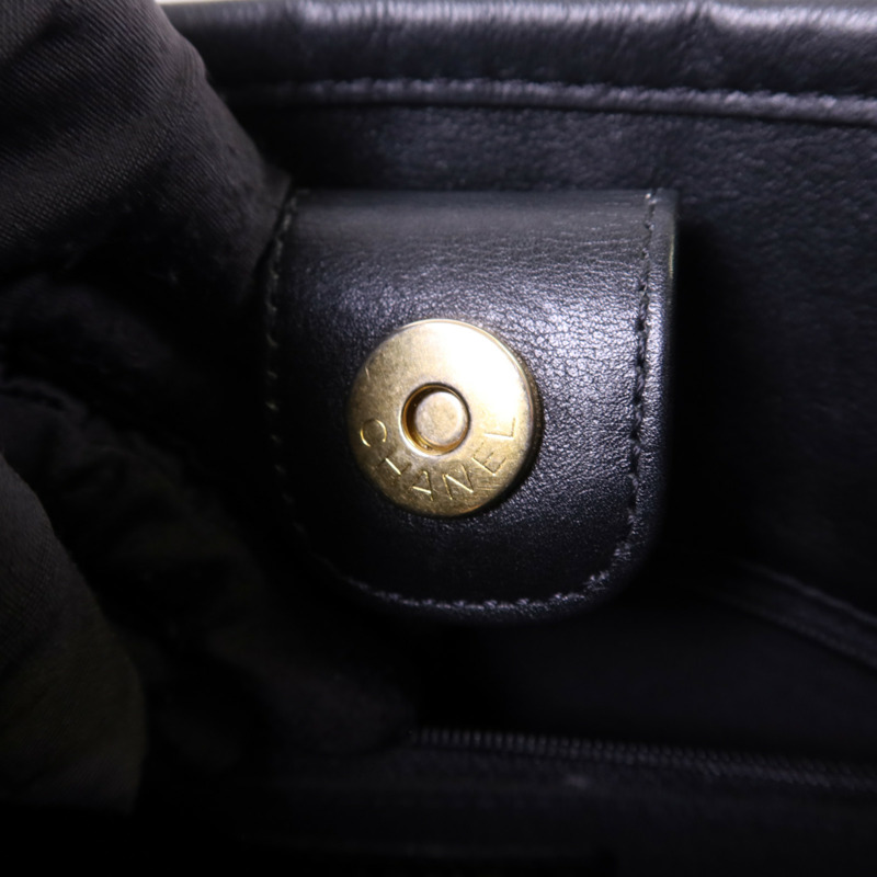 CHANEL 牛皮皮革24S Hobo金扣鏈帶肩背袋-9