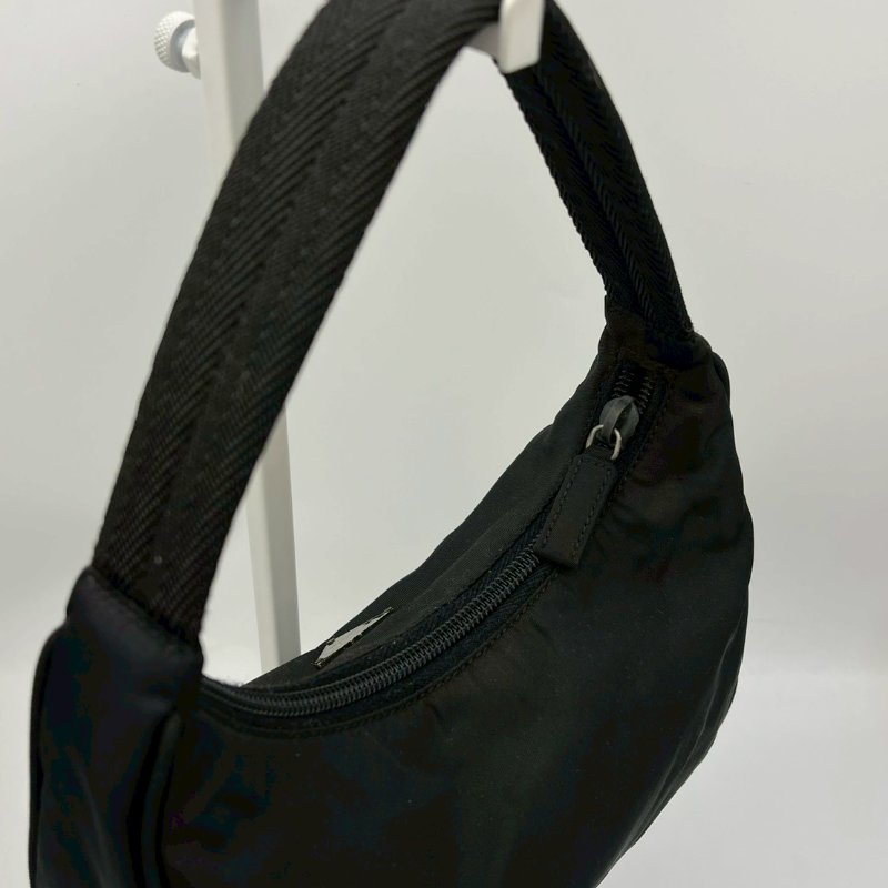 🏷️Prada hobo小號-5